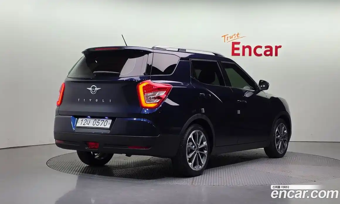 SsangYong TIBOLI 2016 1.6 автомат (гидро), фото 2