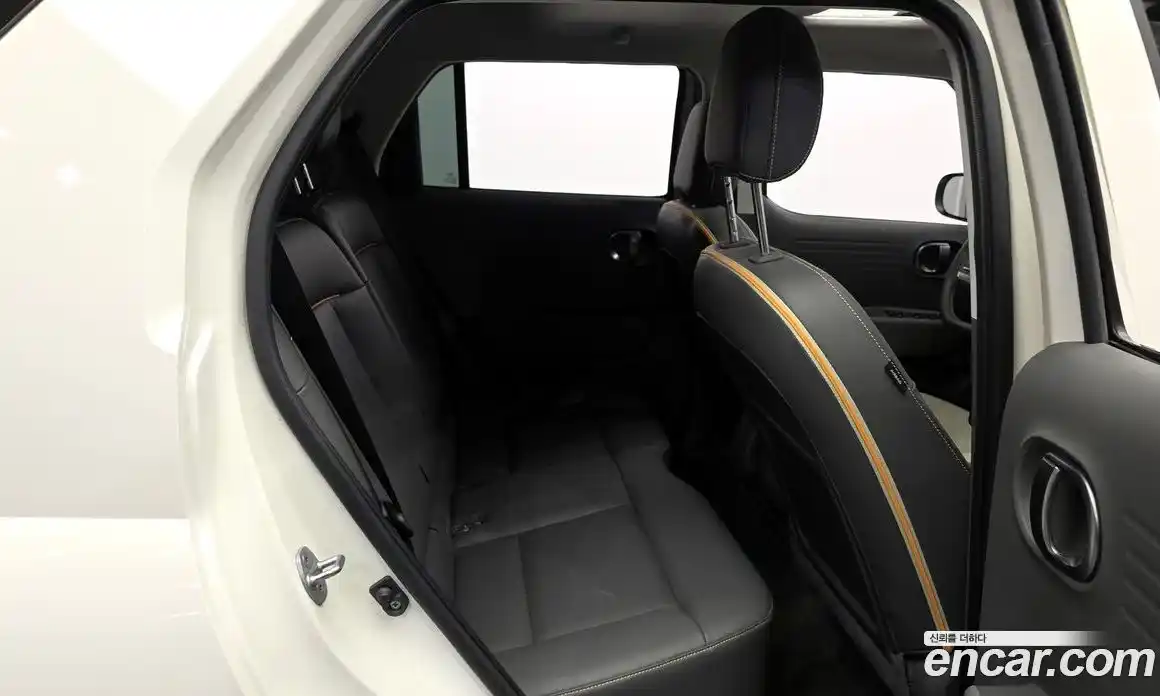 Hyundai Casper 2023 1.0 автомат (гидро), фото 12