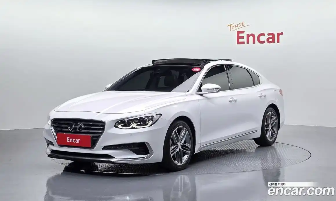 Hyundai Grandeur 2018 2.4 автомат (гидро), фото 1