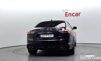 Maserati Ghibli 2022 3.0 гидро, миниатюра 4