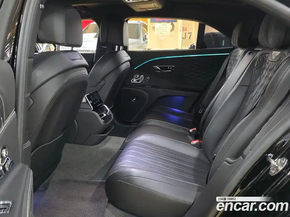 Bentley Flying Spur 2020 6.0 гидро, фото 15