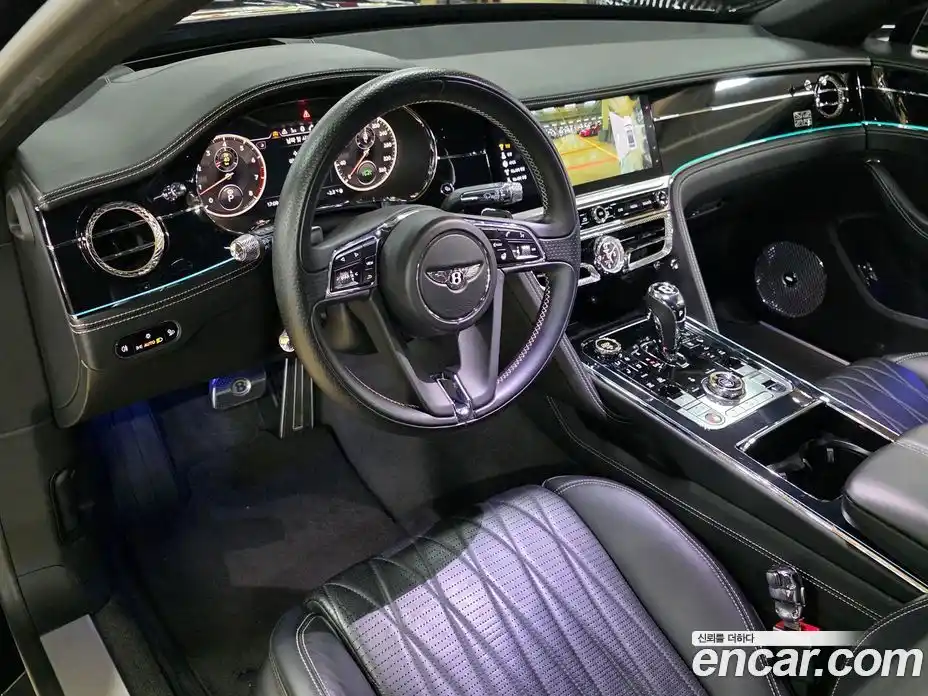 Bentley Flying Spur 2020 6.0 гидро, фото 8