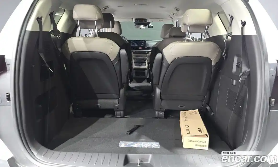 Kia Carnival 2024 2.2 автомат (гидро), фото 20
