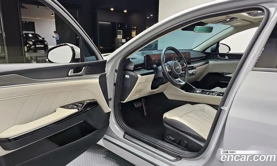 Kia K5 (Optima) 2023 2.0 автомат (гидро), фото 13