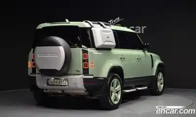 Land Rover Defender 2023 3.0 автомат (гидро), миниатюра 2