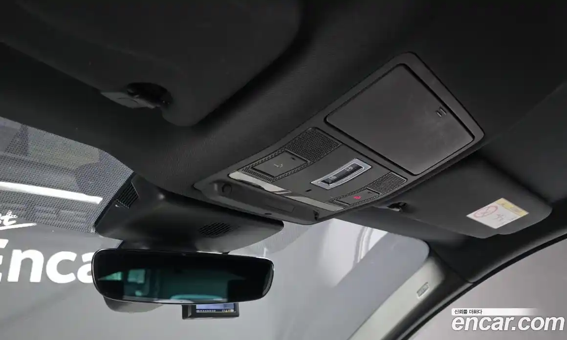Jaguar E-Pace 2018 2.0 гидро, фото 32
