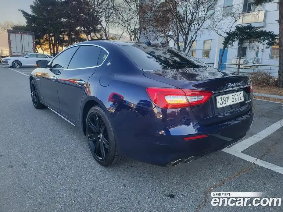 Maserati Quattroporte 2018 3.0 гидро, фото 13