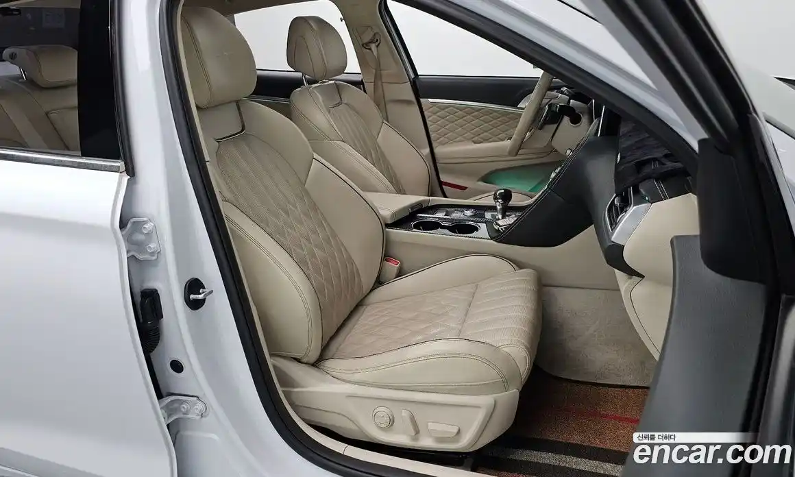 Genesis G70 2019 3.3 автомат (гидро), фото 17