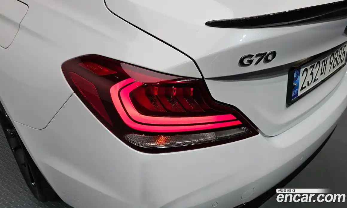 Genesis G70 2019 3.3 автомат (гидро), фото 9