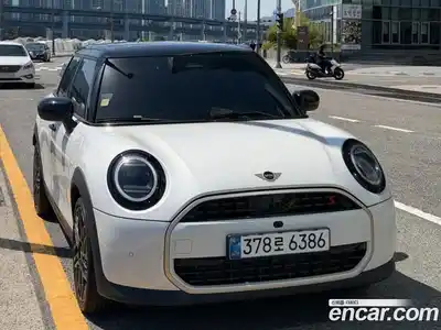 Mini Cooper, 2025, 2 500 км