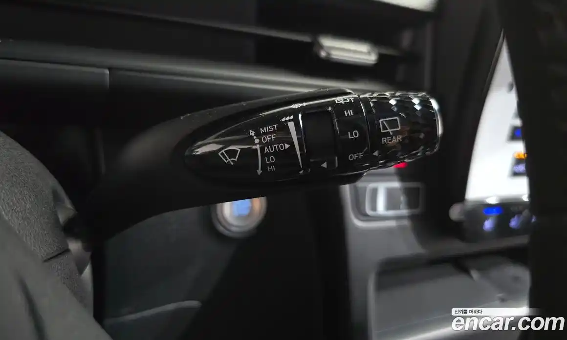 Hyundai Staria 2025 1.6 автомат (гидро), фото 26