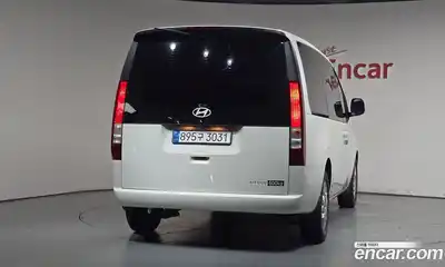 Hyundai Staria 2025 1.6 автомат (гидро), миниатюра 3