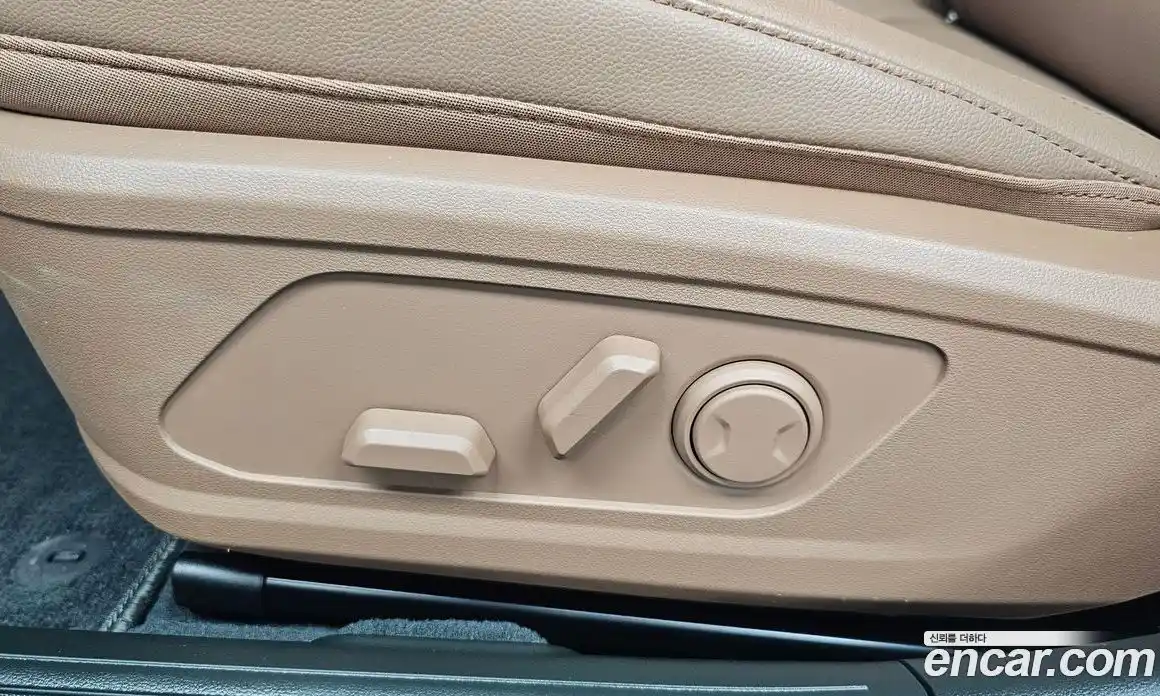 Hyundai Grandeur 2024 2.5 автомат (гидро), фото 16