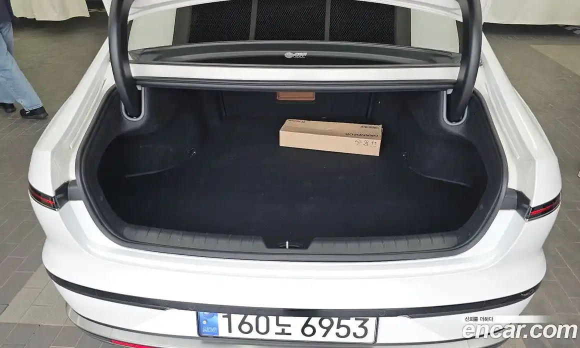 Hyundai Grandeur 2024 2.5 автомат (гидро), фото 26