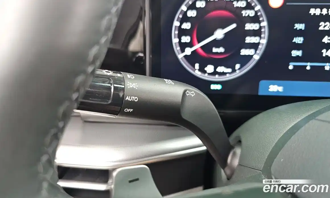 Hyundai Grandeur 2024 2.5 автомат (гидро), фото 29