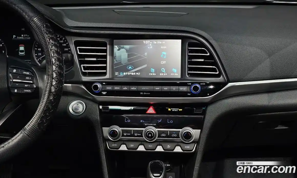Hyundai Avante 2019 1.6 автомат (гидро), фото 14