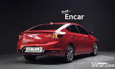 Hyundai Avante 2019 1.6 автомат (гидро), миниатюра 2