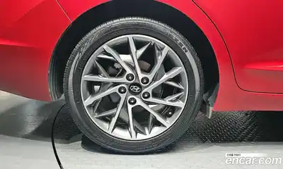 Hyundai Avante 2019 1.6 автомат (гидро), миниатюра 5