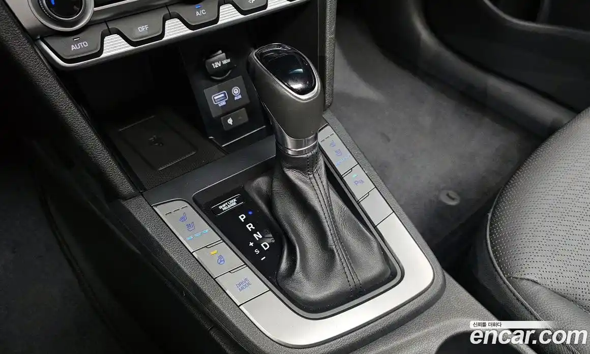 Hyundai Avante 2019 1.6 автомат (гидро), фото 9