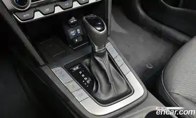 Hyundai Avante 2019 1.6 автомат (гидро), миниатюра 9
