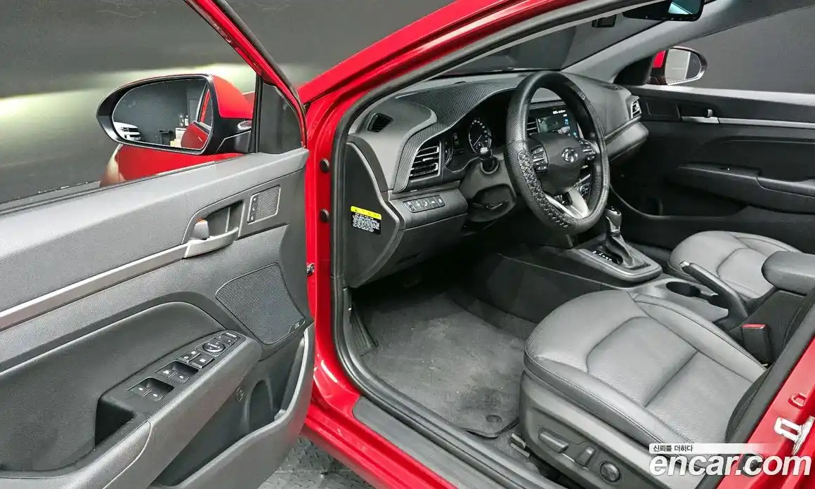 Hyundai Avante 2019 1.6 автомат (гидро), фото 10