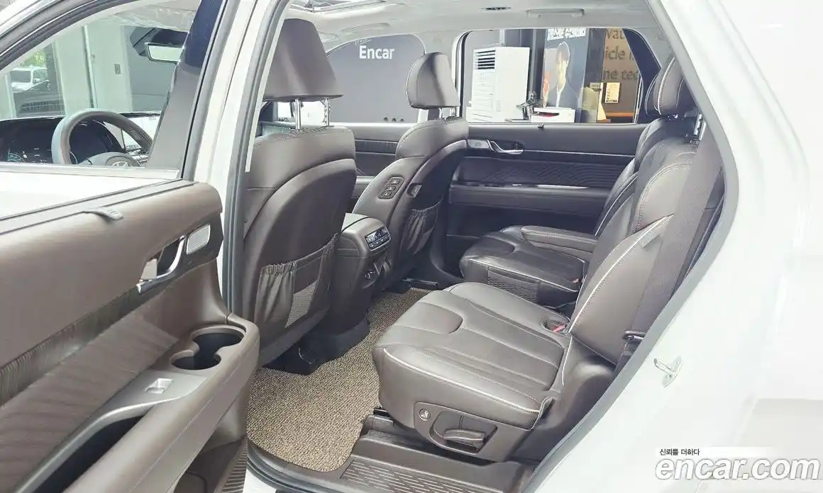 Hyundai Palisade 2023 3.8 автомат (гидро), фото 17