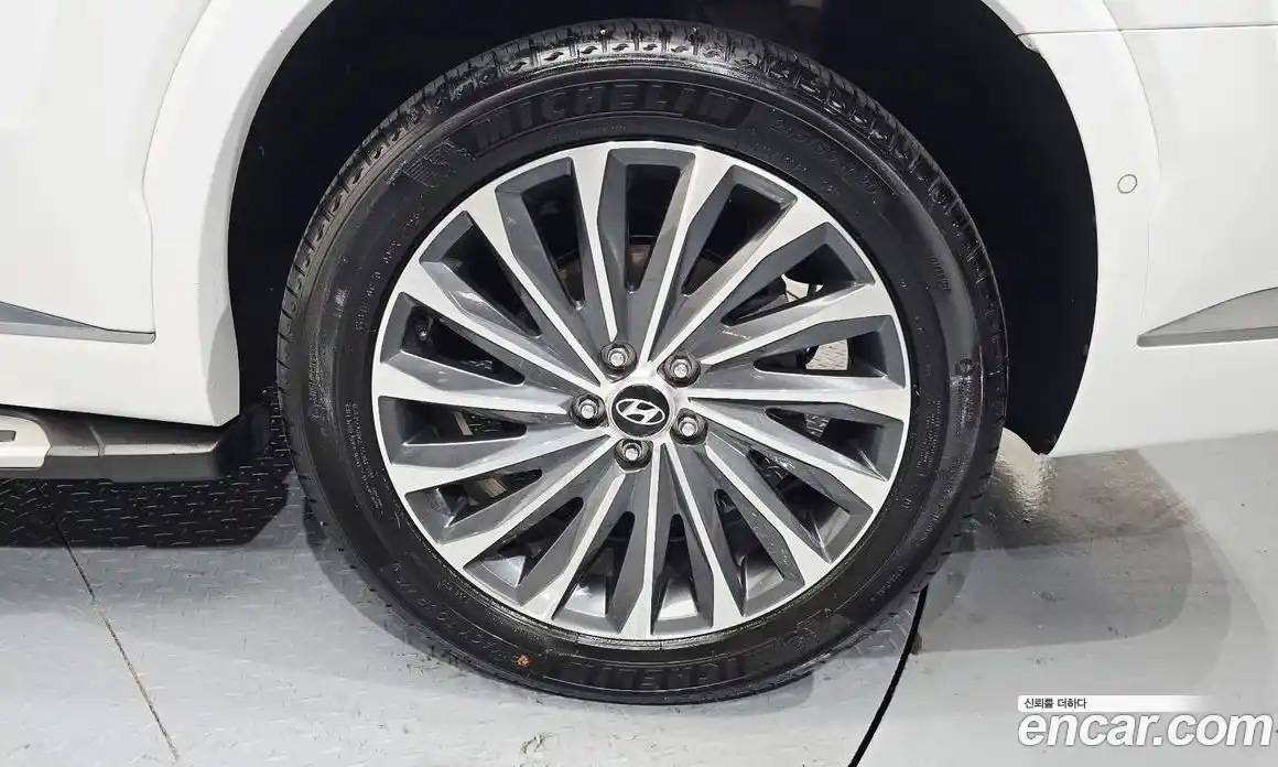 Hyundai Palisade 2023 3.8 автомат (гидро), фото 7