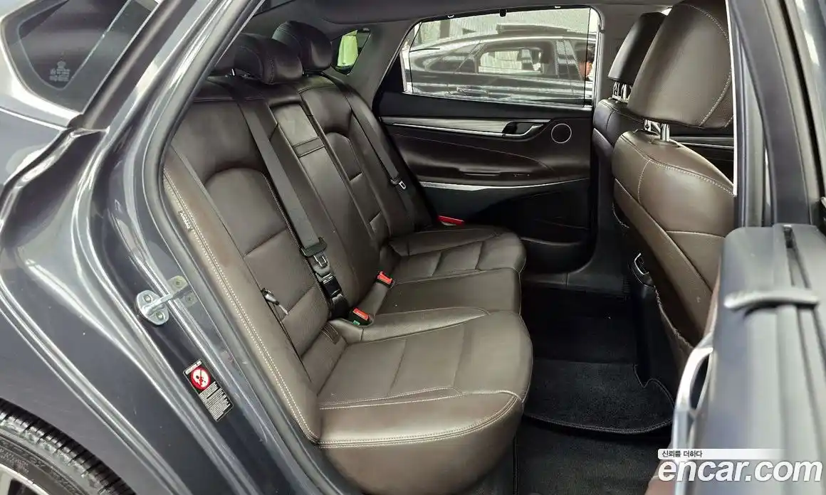 Hyundai Grandeur 2017 3.0 автомат (гидро), фото 17