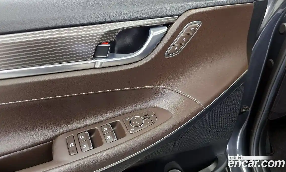 Hyundai Grandeur 2017 3.0 автомат (гидро), фото 28