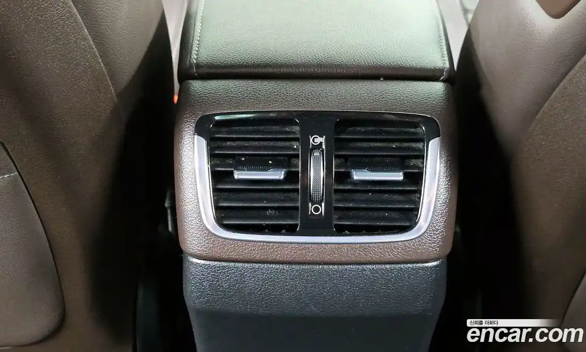 Hyundai Grandeur 2017 3.0 автомат (гидро), фото 31