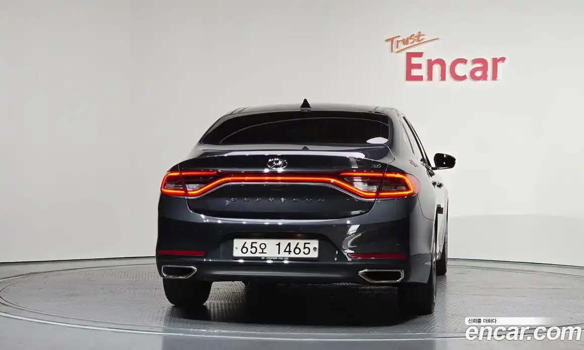Hyundai Grandeur 2017 3.0 автомат (гидро), фото 4