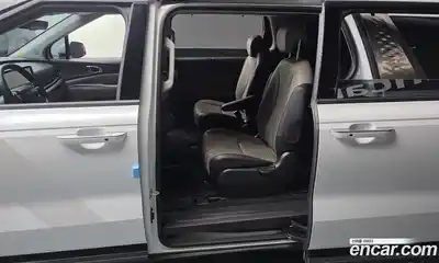 Kia Carnival 2025 1.6 автомат (гидро), миниатюра 11
