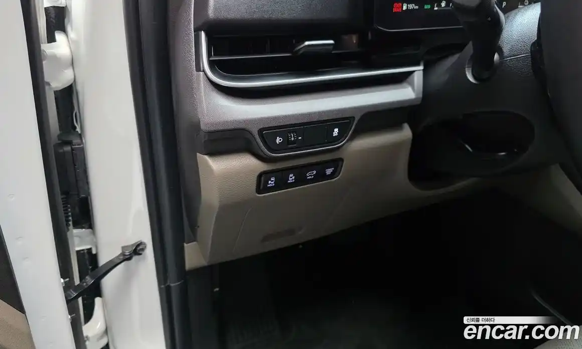 Kia Carnival 2025 1.6 автомат (гидро), фото 15