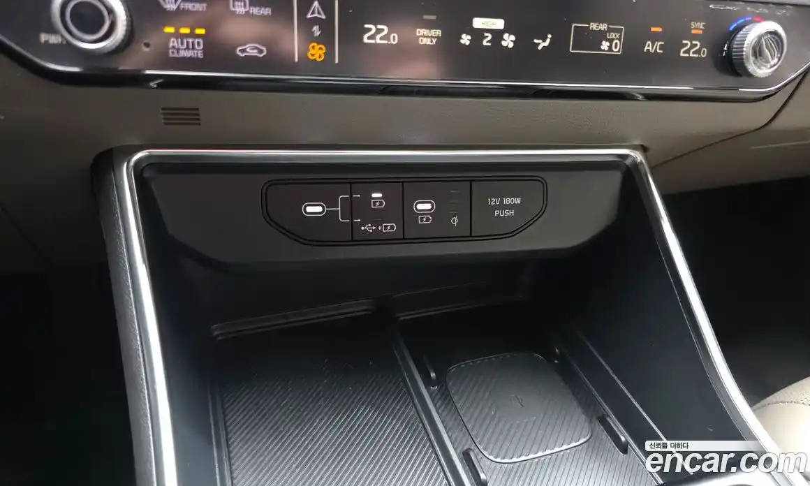 Kia Carnival 2025 1.6 автомат (гидро), фото 19