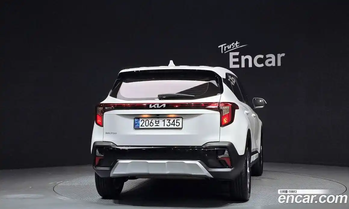 Kia Seltos 2025 2.0 автомат (гидро), фото 4