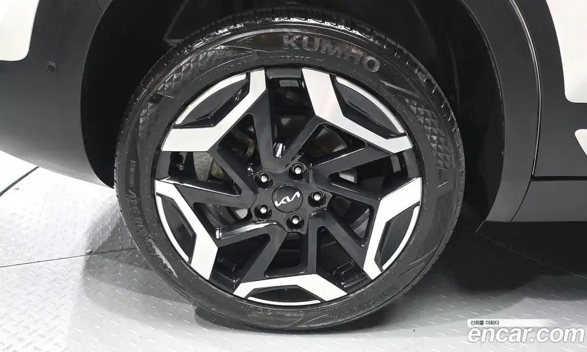 Kia Seltos 2024 1.6 автомат (гидро), фото 5