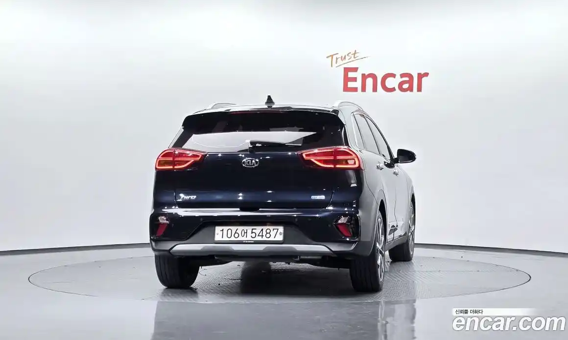 Kia Niro 2020 1.6 автомат (гидро), фото 3