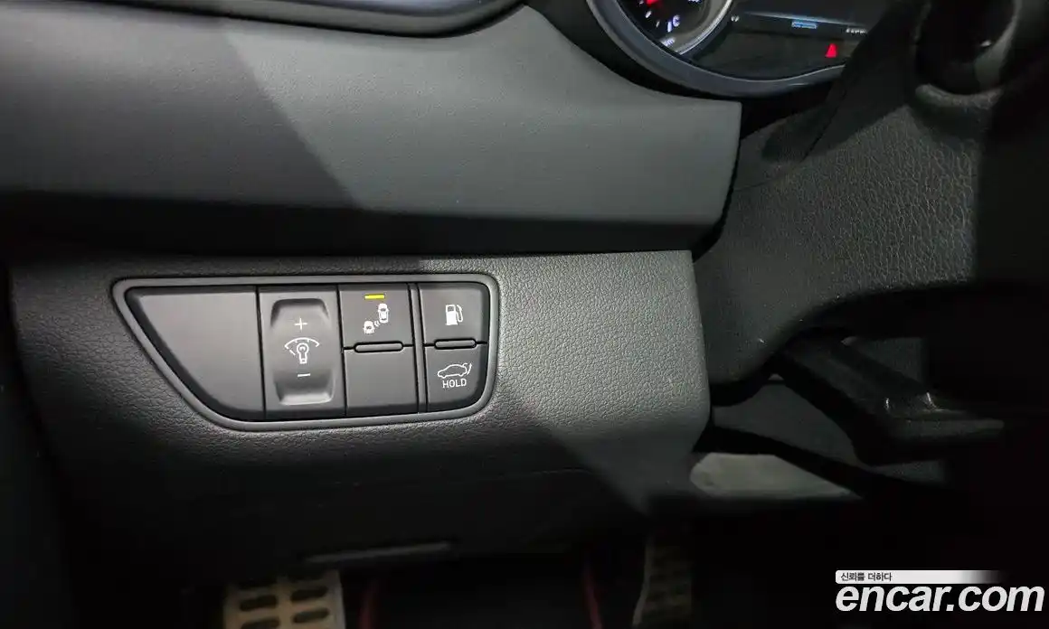 Genesis G70 2019 2.0 автомат (гидро), фото 24