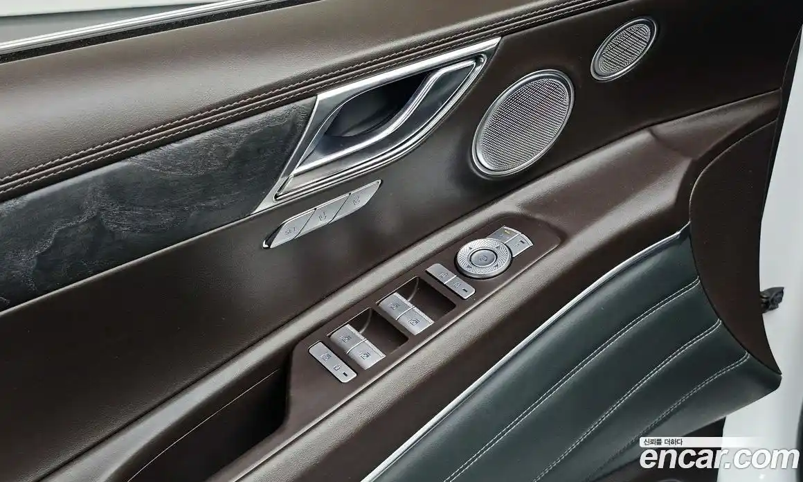 Genesis GV80 2022 3.0 автомат (гидро), фото 26