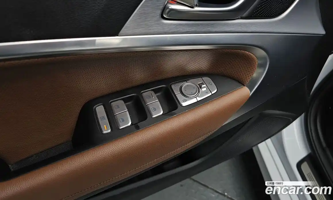 Genesis G70 2017 2.0 автомат (гидро), фото 21