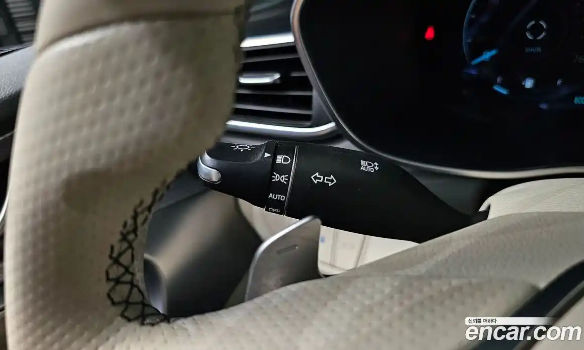 Genesis G70 2021 2.0 автомат (гидро), фото 21