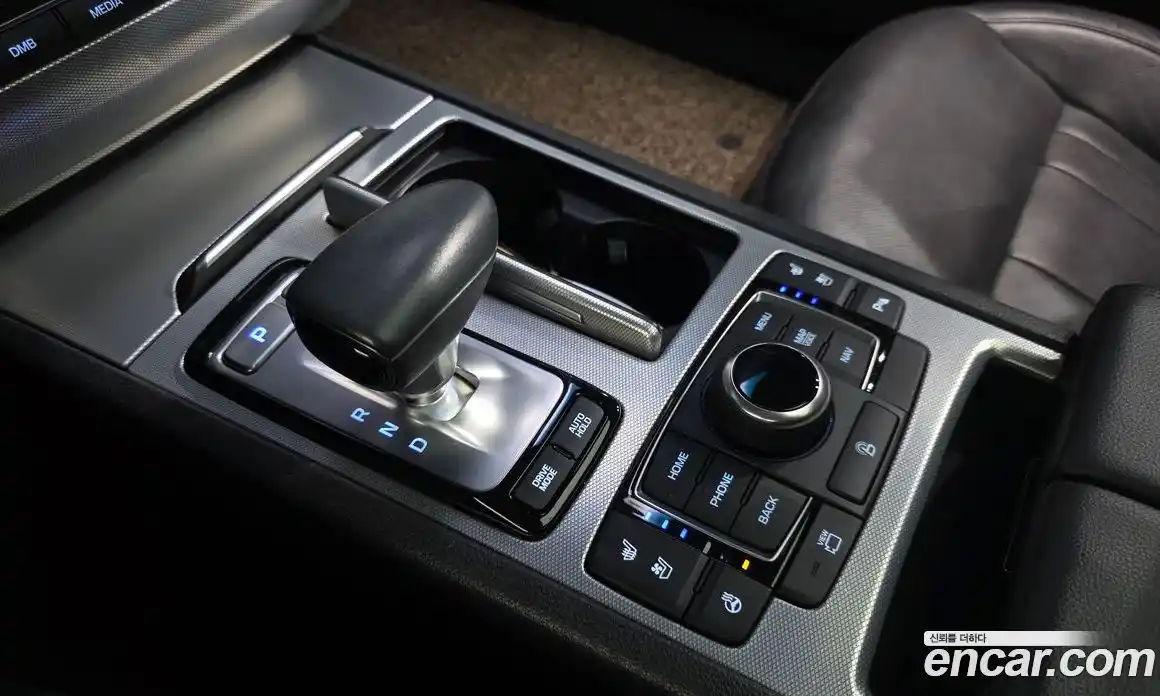 Genesis G80 2017 3.3 автомат (гидро), фото 9 Genesis G80 2017 3.3 автомат (гидро), фото 9