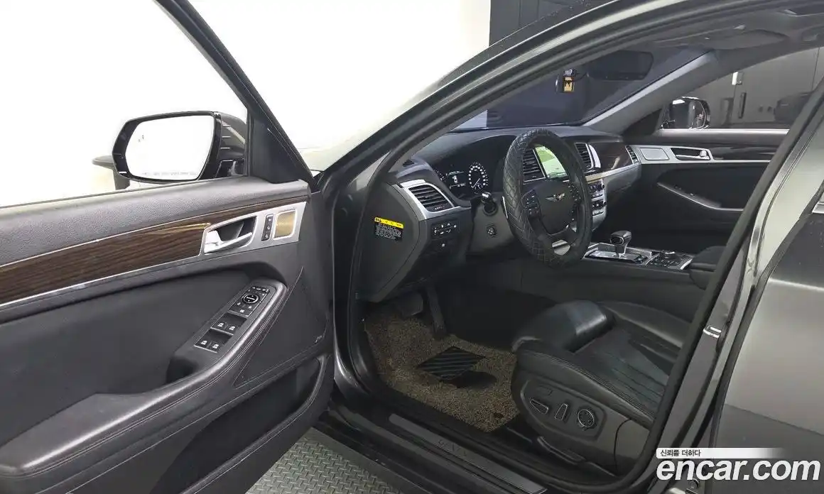 Genesis G80 2017 3.3 автомат (гидро), фото 10 Genesis G80 2017 3.3 автомат (гидро), фото 10