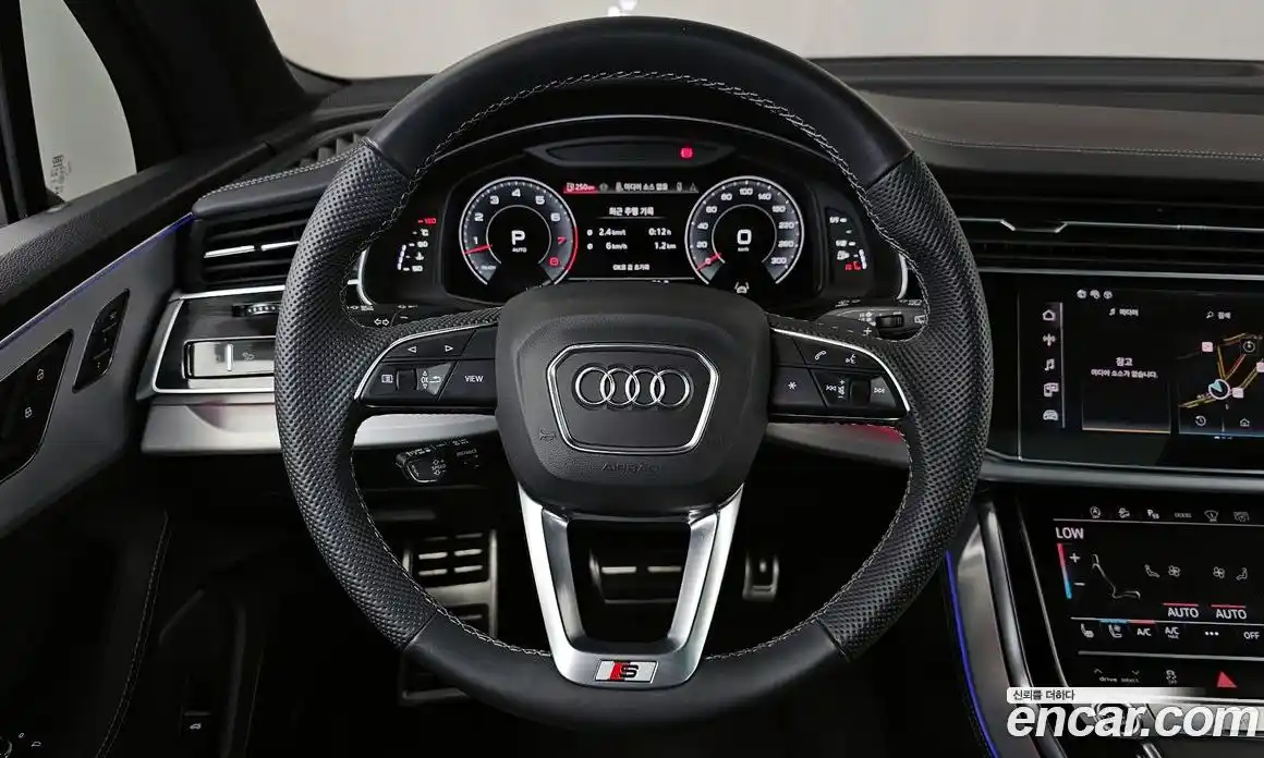 Audi Q7 2024 3.0 автомат (гидро), фото 19