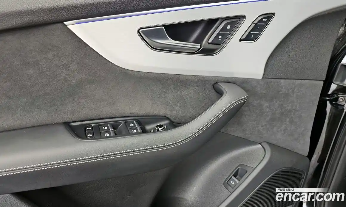 Audi Q7 2024 3.0 автомат (гидро), фото 33