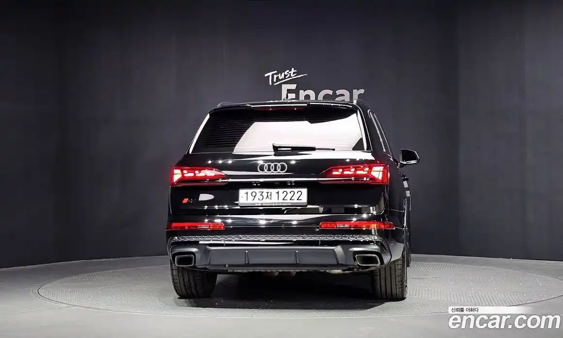 Audi Q7 2024 3.0 автомат (гидро), фото 4