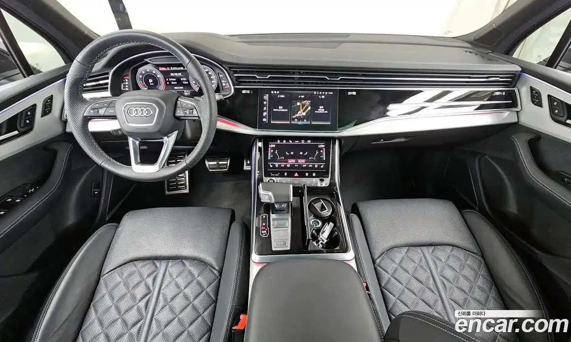 Audi Q7 2024 3.0 автомат (гидро), фото 10