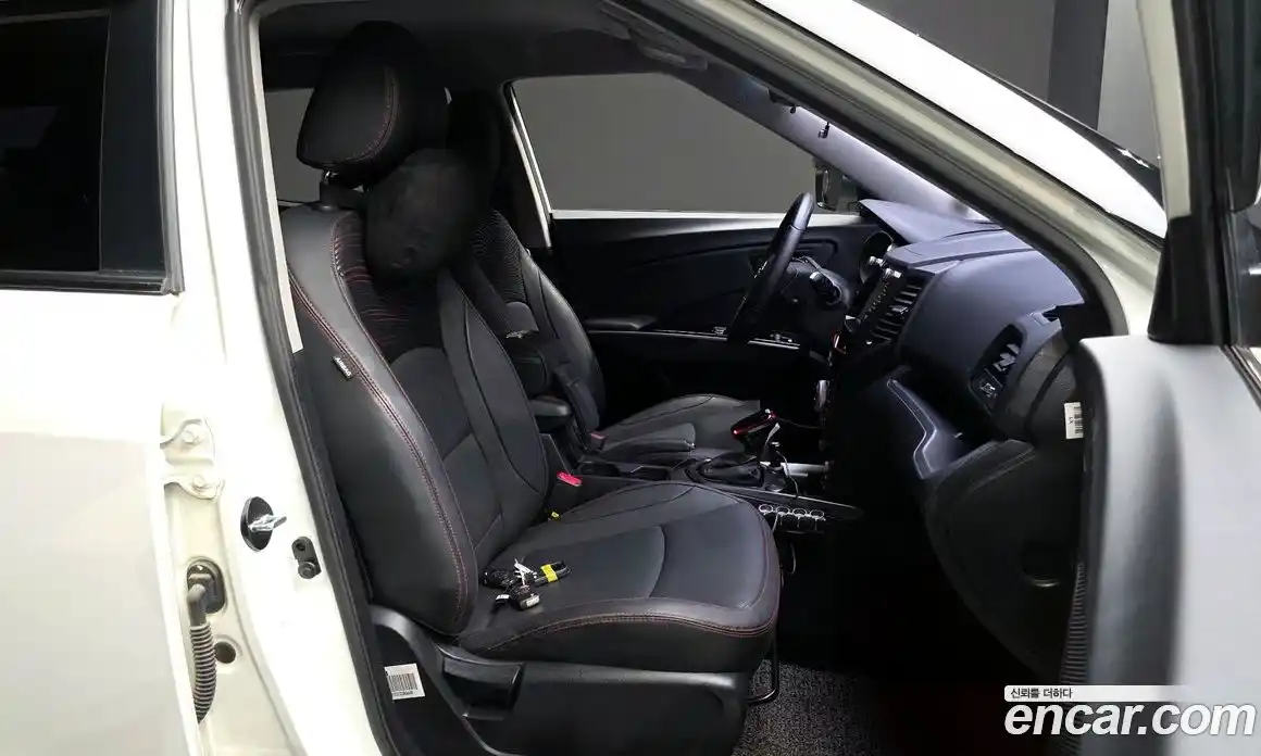 SsangYong TIBOLI 2019 1.6 автомат (гидро), фото 16