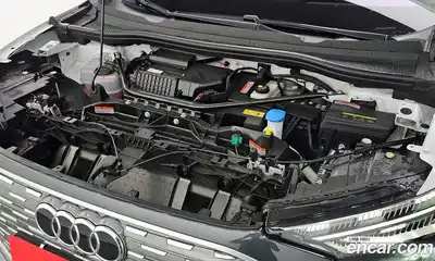 Audi Q4 e-tron 2025 0.2 автомат (гидро), миниатюра 6