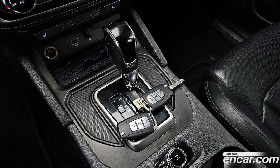 SsangYong Rexton 2018 2.2 автомат (гидро), фото 12
